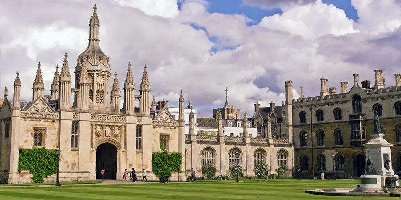 King's College London