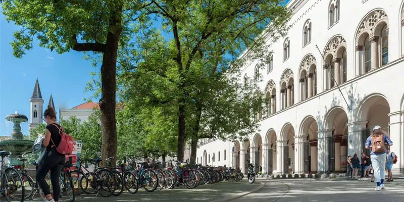 Münih Ludwig Maximilian Üniversitesi
