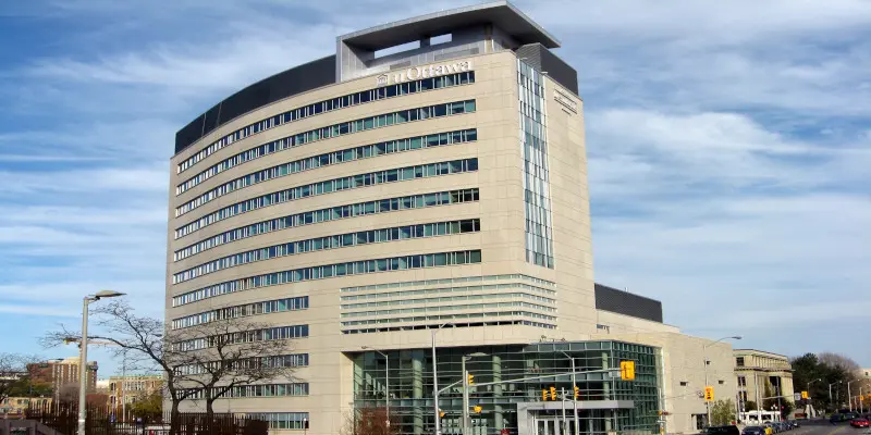 Ottawa Üniversitesi