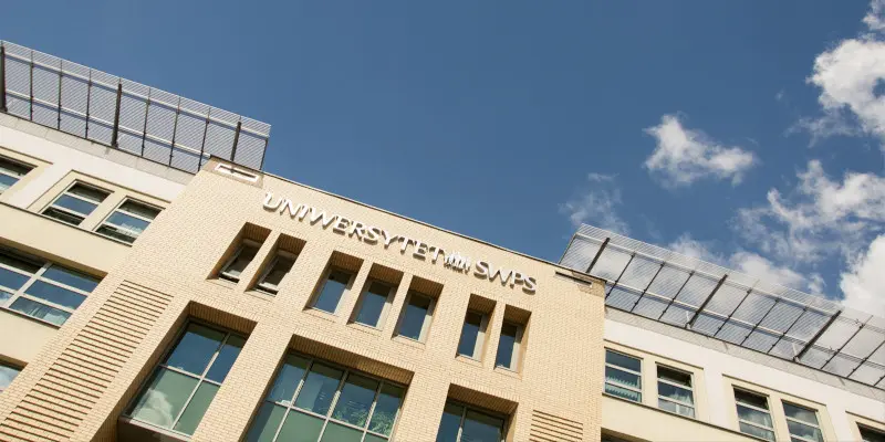 Varşova Sosyal Ve Beşeri Bilimler Üniversitesi