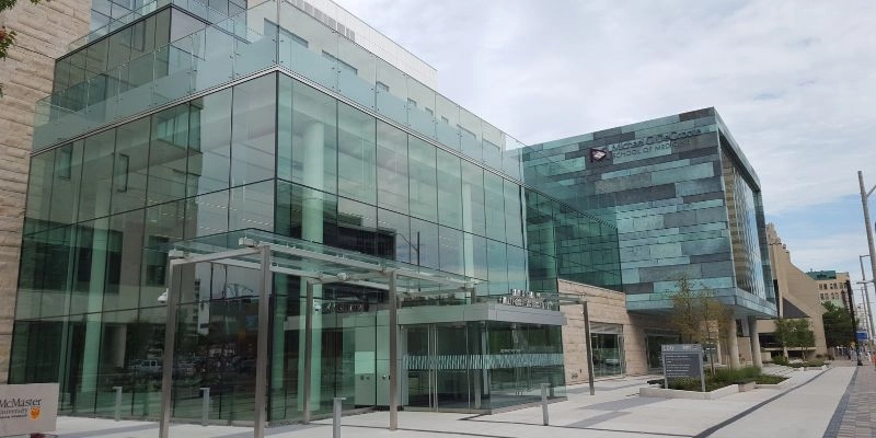 McMaster Üniversitesi