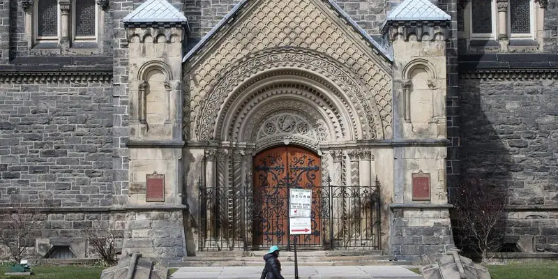 Toronto Üniversitesi