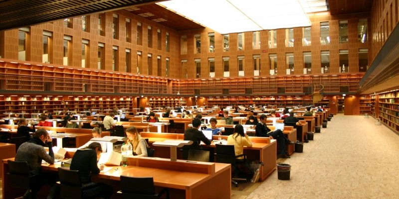 Dresden Teknik Üniversitesi