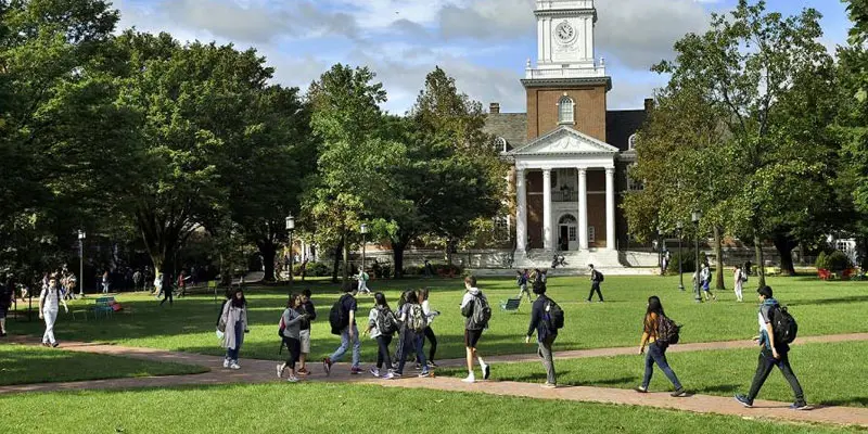 Johns Hopkins Üniversitesi