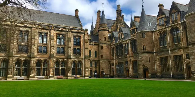 Glasgow Üniversitesi