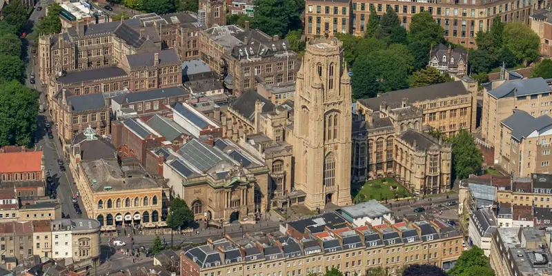 Bristol Üniversitesi