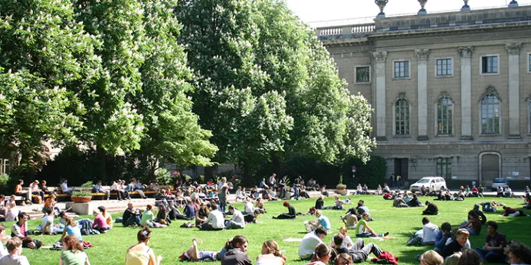 Berlin Humboldt Üniversitesi