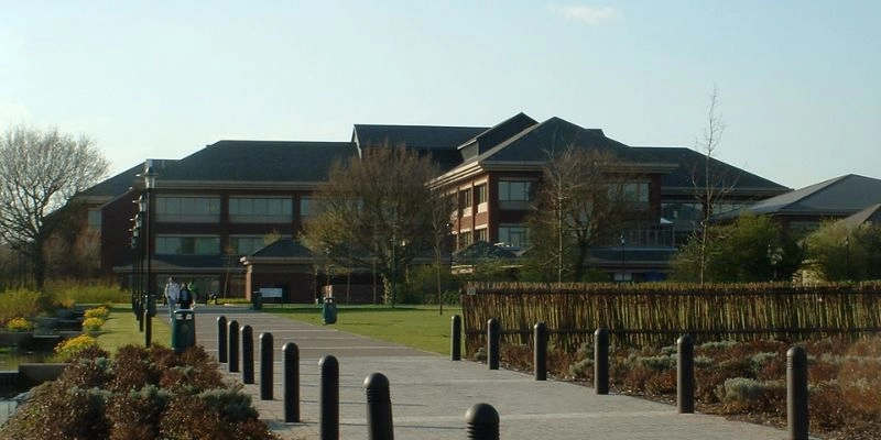 Warwick Üniversitesi