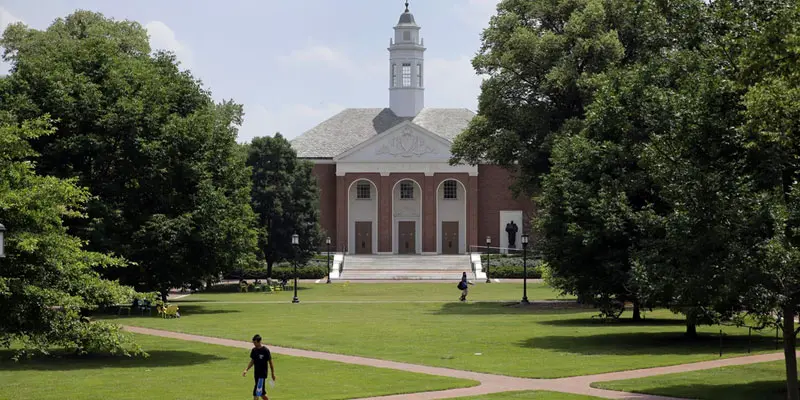Johns Hopkins Üniversitesi