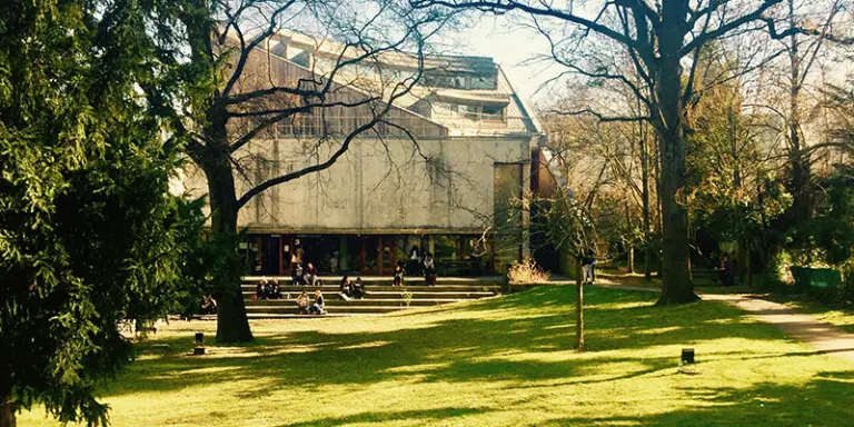 Paris-Saclay Üniversitesi