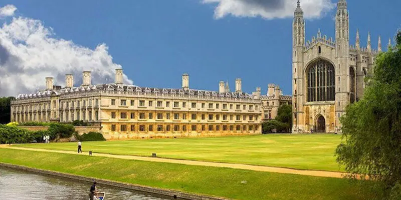 Cambridge Üniversitesi