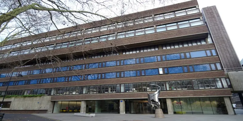 City St George's, University of London