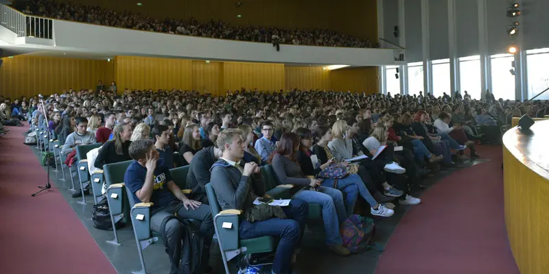 Freie Berlin Üniversitesi