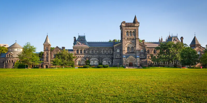 Toronto Üniversitesi