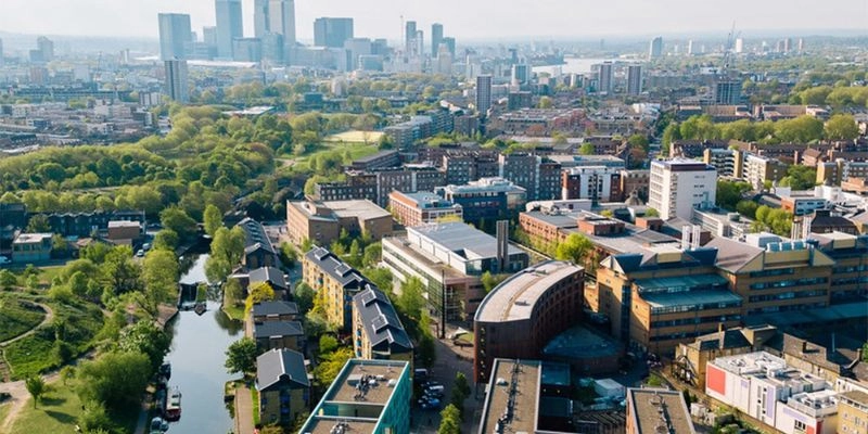 Queen Mary Londra Üniversitesi