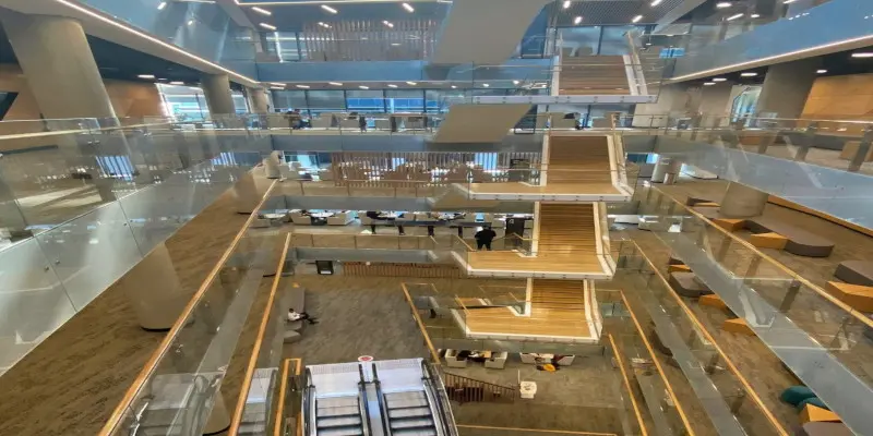 Batı Sydney Üniversitesi