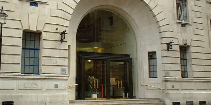 Londra İktisat ve Siyasal Bilimler Okulu