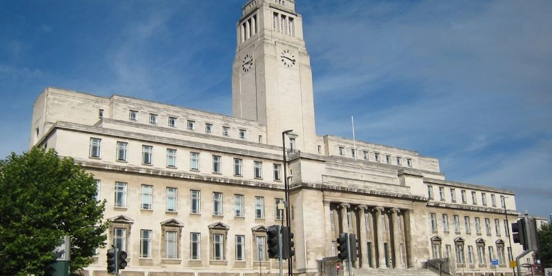 Leeds Üniversitesi