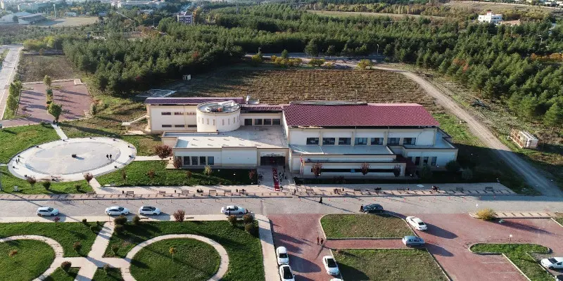 Dicle Üniversitesi