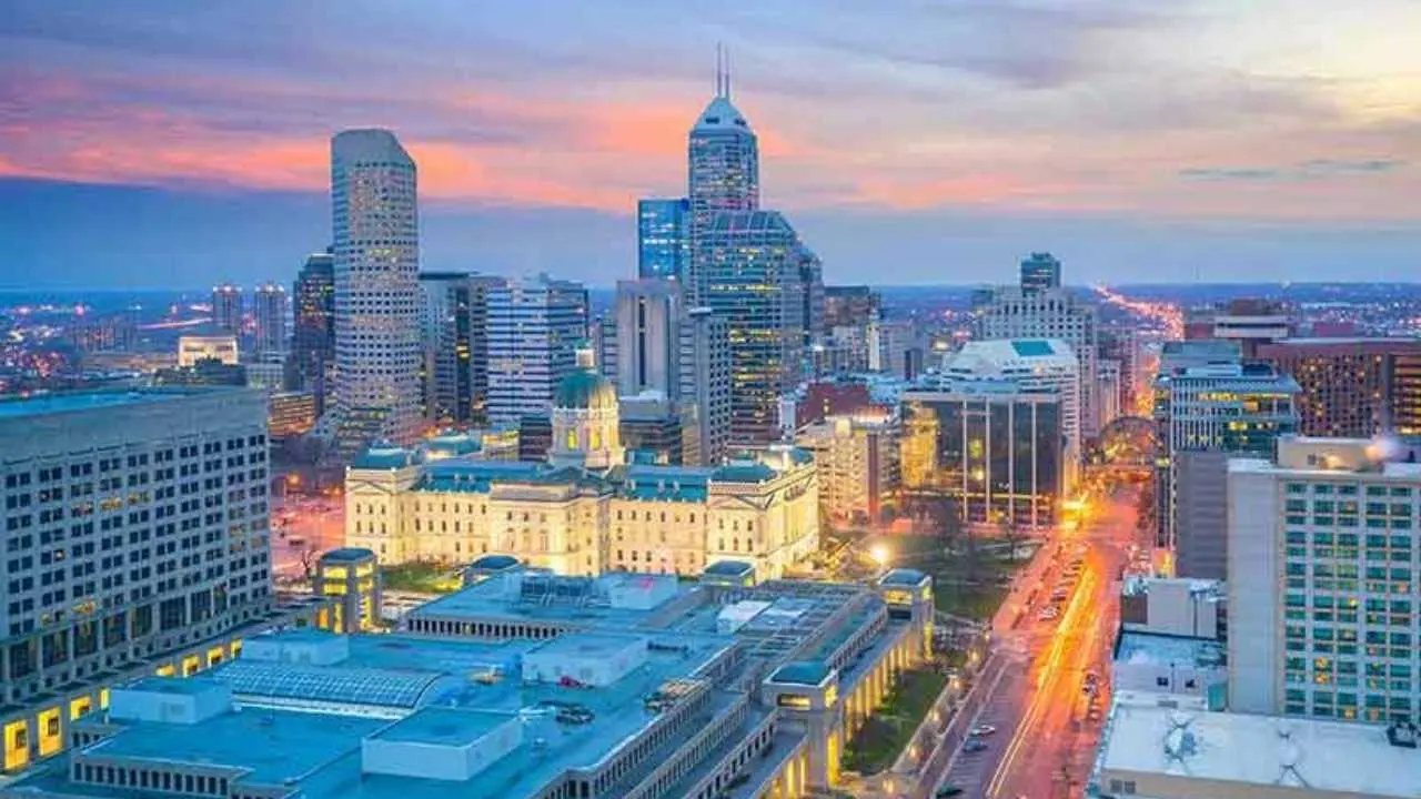Indiana Bölgesinde eğitim alabileceğiniz en iyi üniversiteleri buradan bulabilirsiniz