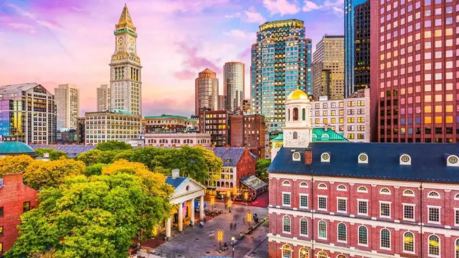 Boston şehrindeki en iyi üniversitelere danışmanlık ediyoruz.