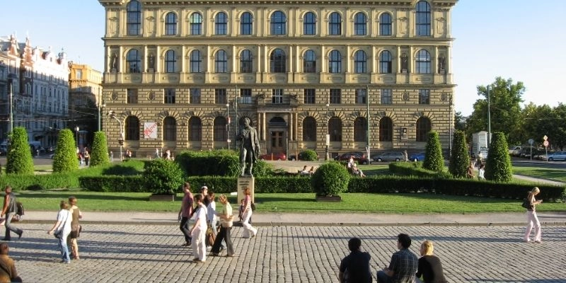 Prag Sanat, Mimarlık ve Tasarım Akademisi