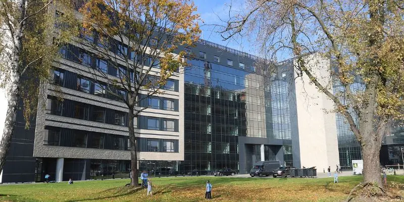 Varşova İktisadi ve Beşeri Bilimler Üniversitesi