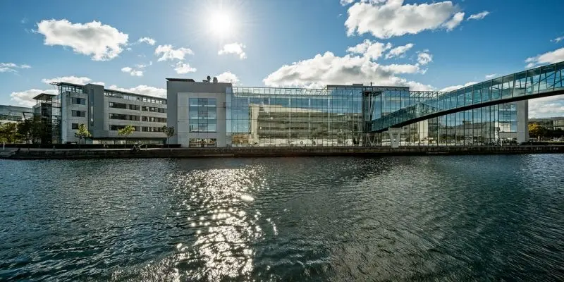 Aalborg Üniversitesi