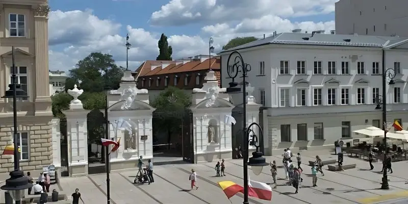 Varşova Ekoloji Ve Yönetim Üniversitesi