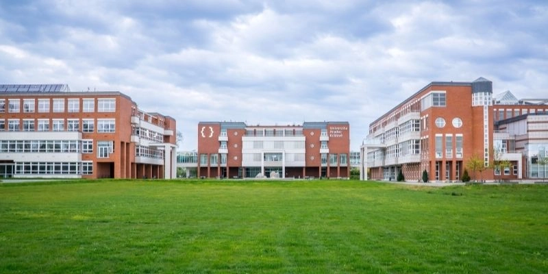 Hradec Králové Üniversitesi