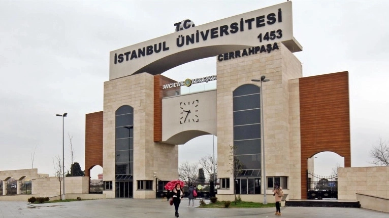 Yurtdışında Üniversite Okumak, yurt dışında üniversite danışmanlığı için bizimle iletişime geçebilirsiniz.