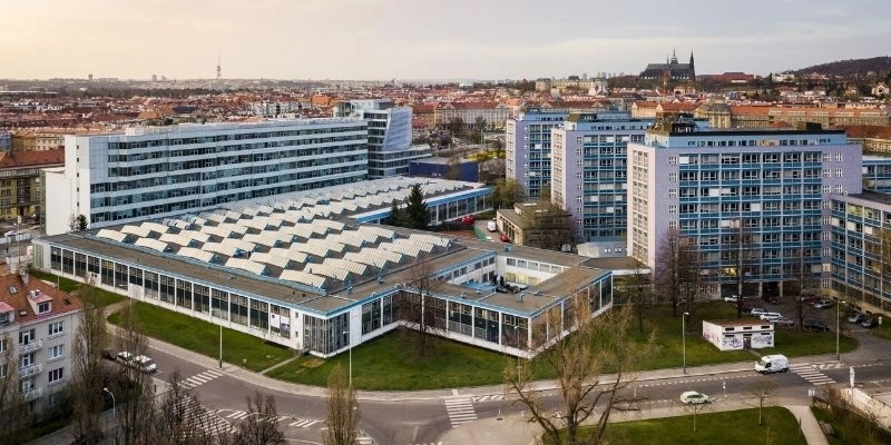 Çek Teknik Üniversitesi
