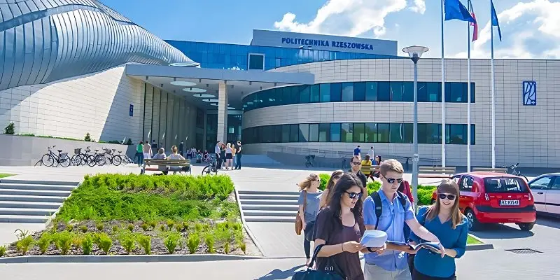 Rzeszow Teknoloji Üniversitesi
